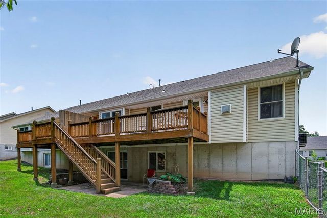 384-386 Shadow Pines Drive, Wentzville, MO 63385