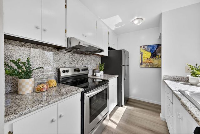 1919 Alameda De Las Pulgas 38, San Mateo, CA 94403