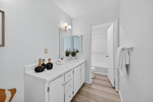 1919 Alameda De Las Pulgas 38, San Mateo, CA 94403