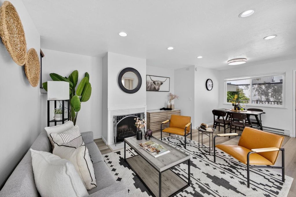 1919 Alameda De Las Pulgas 38, San Mateo, CA 94403