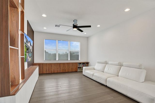 20044 Hirono Lane, Boca Raton, FL 33434