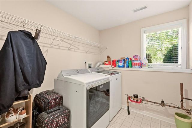 11305 N Holly Street, Kansas City, MO 64155