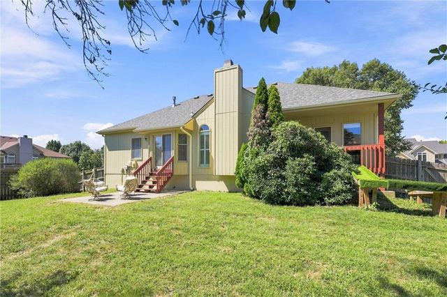11305 N Holly Street, Kansas City, MO 64155