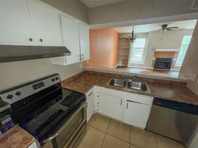 5313 Indio DR D, Austin, TX 78745