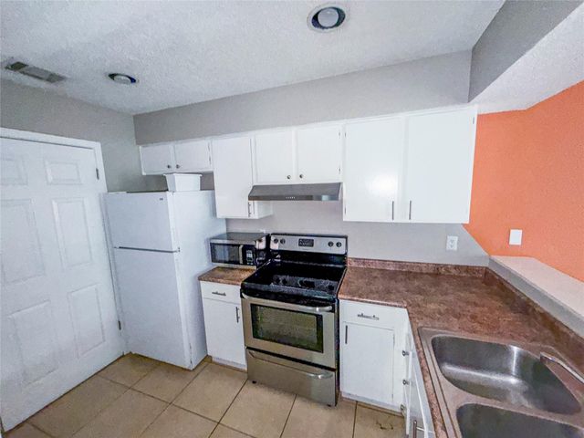 5313 Indio DR D, Austin, TX 78745