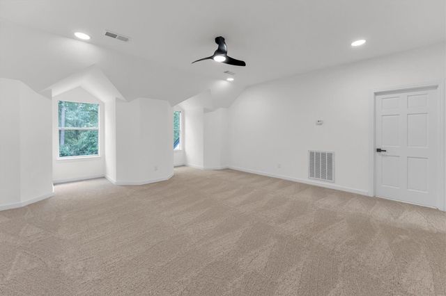 30 E Wedgemere Circle, The Woodlands, TX 77381