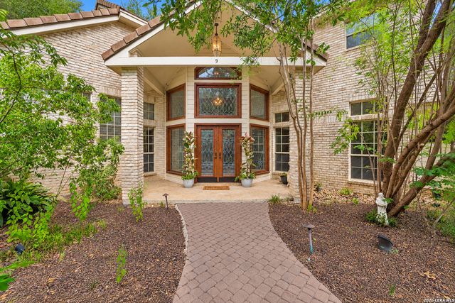 9 SCARBOROUGH SQ, San Antonio, TX 78218
