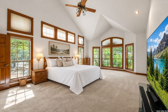 9 SCARBOROUGH SQ, San Antonio, TX 78218