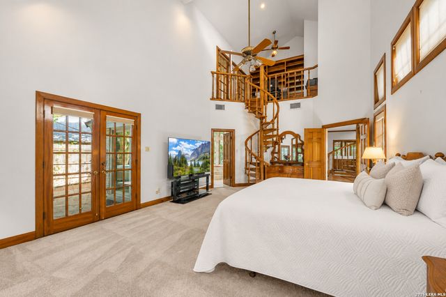 9 SCARBOROUGH SQ, San Antonio, TX 78218