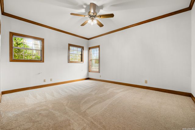 9 SCARBOROUGH SQ, San Antonio, TX 78218