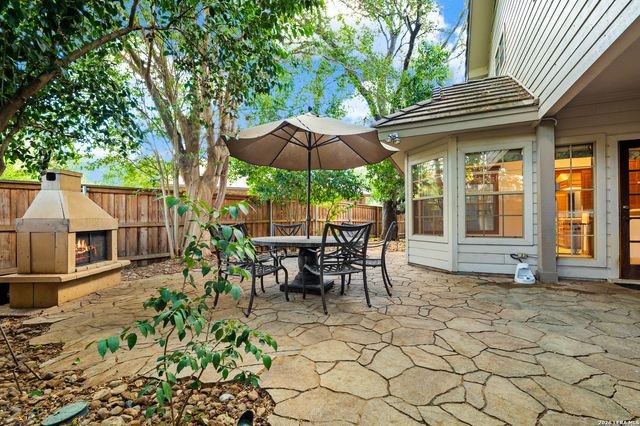 9 SCARBOROUGH SQ, San Antonio, TX 78218