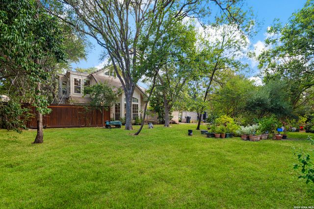9 SCARBOROUGH SQ, San Antonio, TX 78218