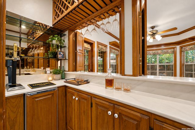 9 SCARBOROUGH SQ, San Antonio, TX 78218