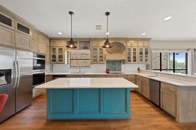 13418 Northshore Drive, Montgomery, TX 77356