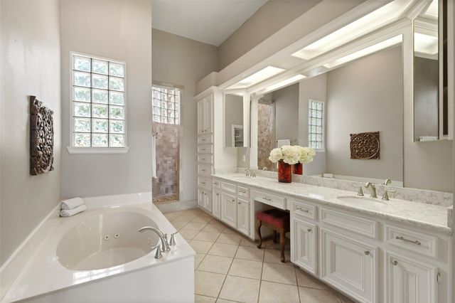 13418 Northshore Drive, Montgomery, TX 77356