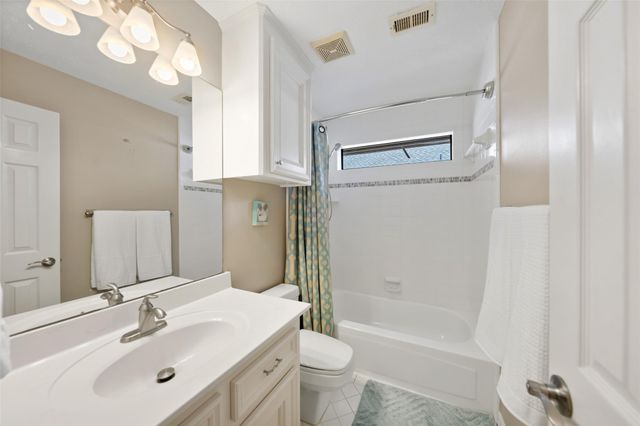 13418 Northshore Drive, Montgomery, TX 77356