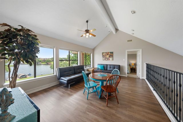 13418 Northshore Drive, Montgomery, TX 77356