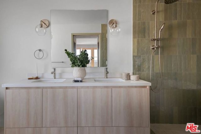 6320 Garvanza Avenue 307, Los Angeles, CA 90042