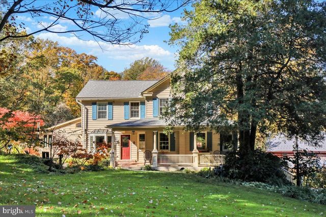 2838 HARRISBURG PIKE, Lancaster, PA 17601