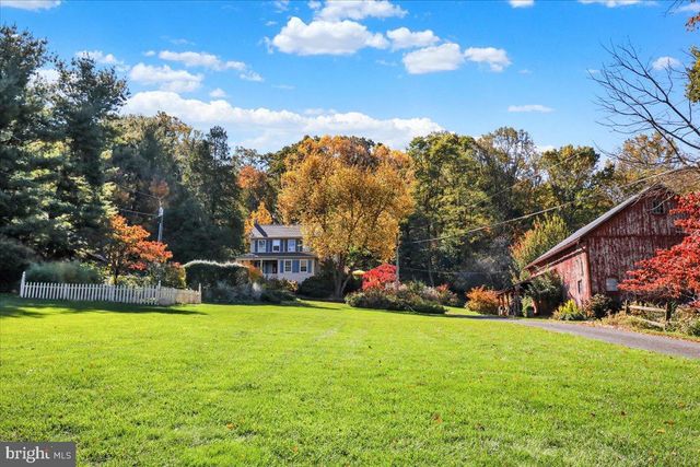 2838 HARRISBURG PIKE, Lancaster, PA 17601