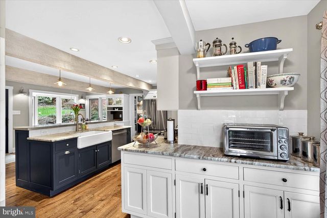 2838 HARRISBURG PIKE, Lancaster, PA 17601