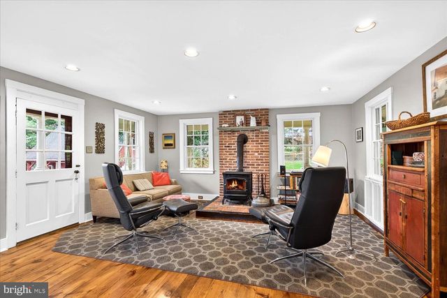 2838 HARRISBURG PIKE, Lancaster, PA 17601