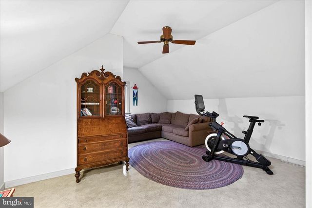 2838 HARRISBURG PIKE, Lancaster, PA 17601