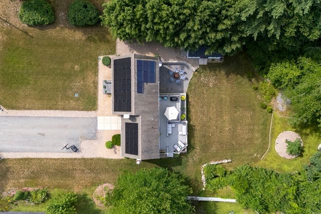 5 Redwood St, Townsend, MA 01469