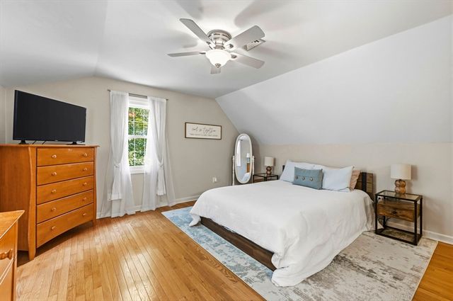 5 Redwood St, Townsend, MA 01469