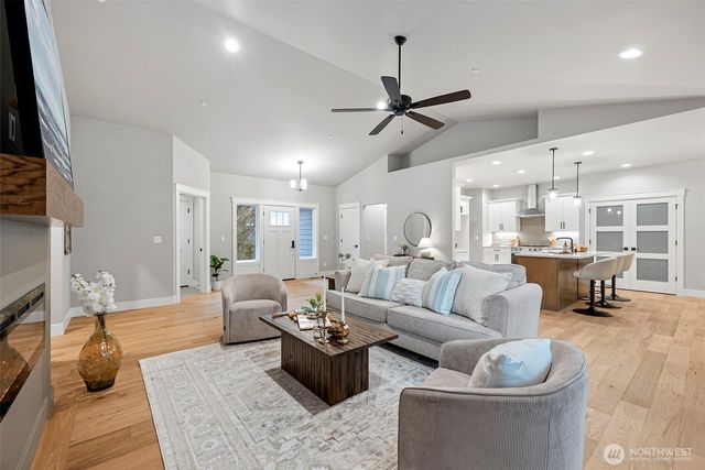 5825 Ray Road SE, Port Orchard, WA 98367