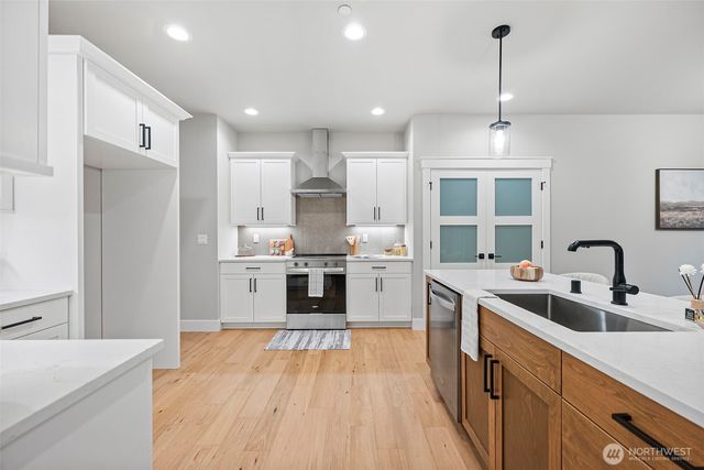 5825 Ray Road SE, Port Orchard, WA 98367