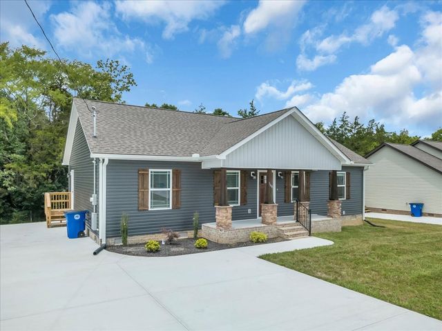 108 Demombreum Circle, Shelbyville, TN 37160