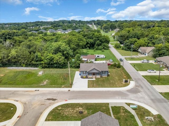 108 Demombreum Circle, Shelbyville, TN 37160