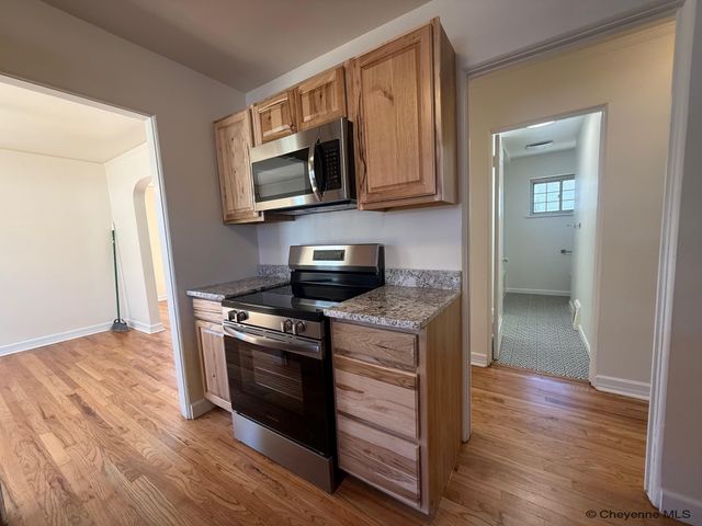 314 E 2ND AVE, Cheyenne, WY 82001