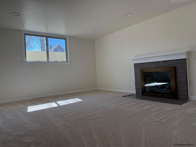 314 E 2ND AVE, Cheyenne, WY 82001