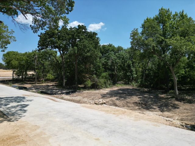 272 Heritage Park Drive, Weatherford, TX 76087