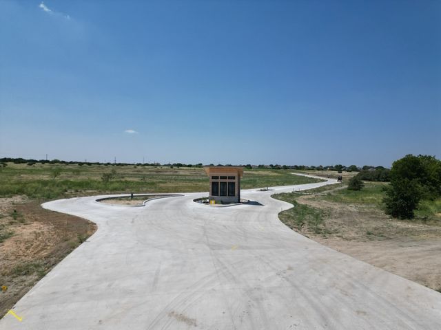 272 Heritage Park Drive, Weatherford, TX 76087