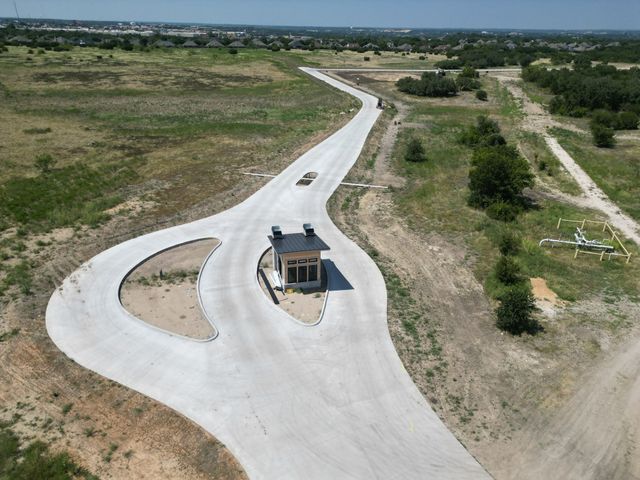 272 Heritage Park Drive, Weatherford, TX 76087