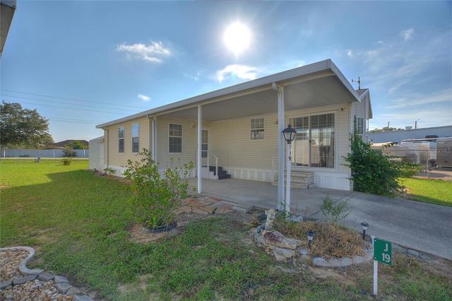 251 PATTERSON ROAD J19, Haines City, FL 33844