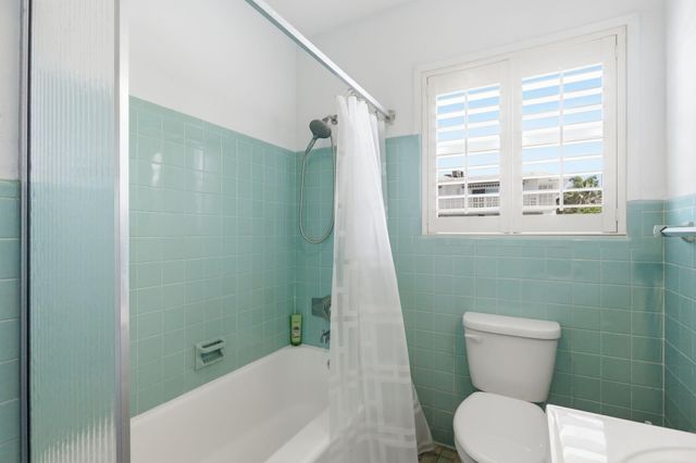 202 GLEASON Street 6, Delray Beach, FL 33483