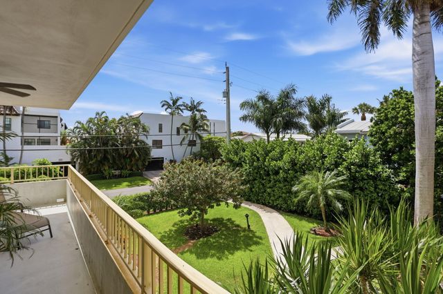 202 GLEASON Street 6, Delray Beach, FL 33483