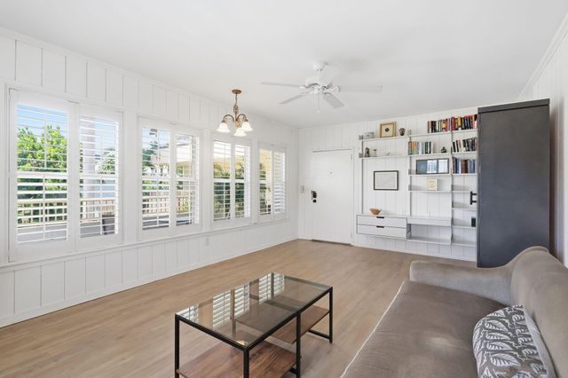 202 GLEASON Street 6, Delray Beach, FL 33483