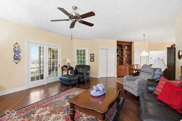 5744 Hickory Woods Drive, Plainfield, IN 46168