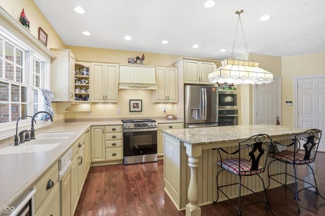 5744 Hickory Woods Drive, Plainfield, IN 46168