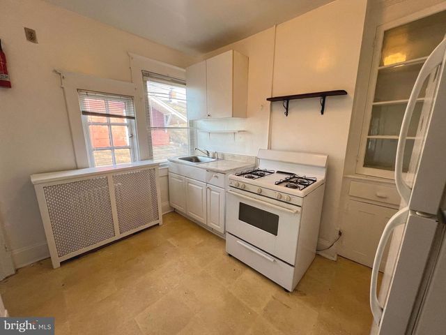 2817 GOODWOOD RD, Baltimore, MD 21214