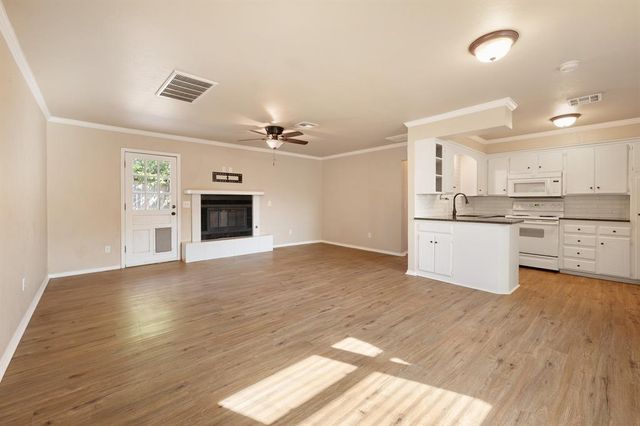 2908 S Rankin Street, Edmond, OK 73013