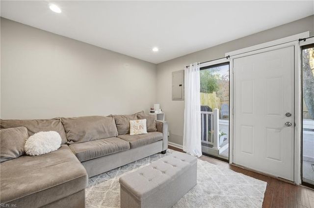 3669 Bancroft DR, Virginia Beach, VA 23452