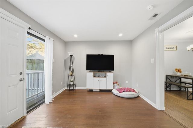 3669 Bancroft DR, Virginia Beach, VA 23452