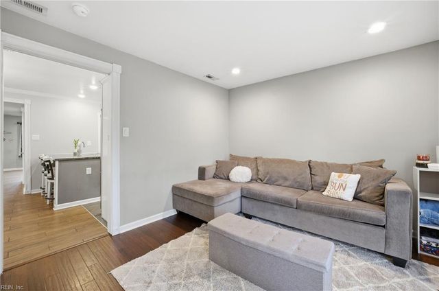 3669 Bancroft DR, Virginia Beach, VA 23452