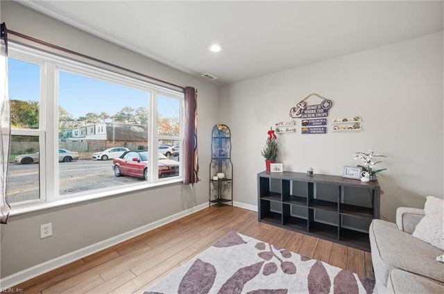 3669 Bancroft DR, Virginia Beach, VA 23452